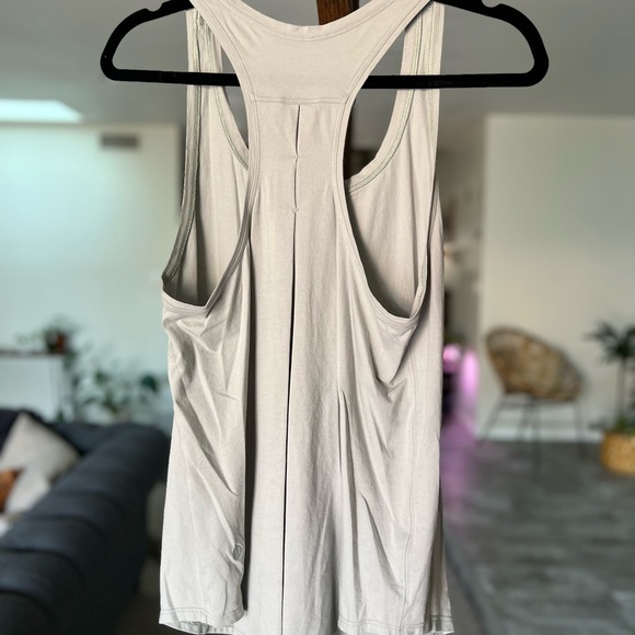 LuluLemon Mint Green Tank - Picture 3 of 3